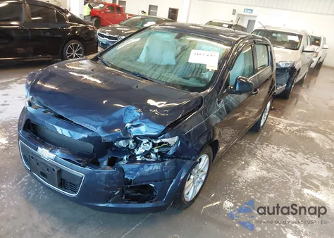 2016 Chevrolet Sonic Lt Auto z USA, uszkodzony, nr VIN 1G1JC6SB9G4119156